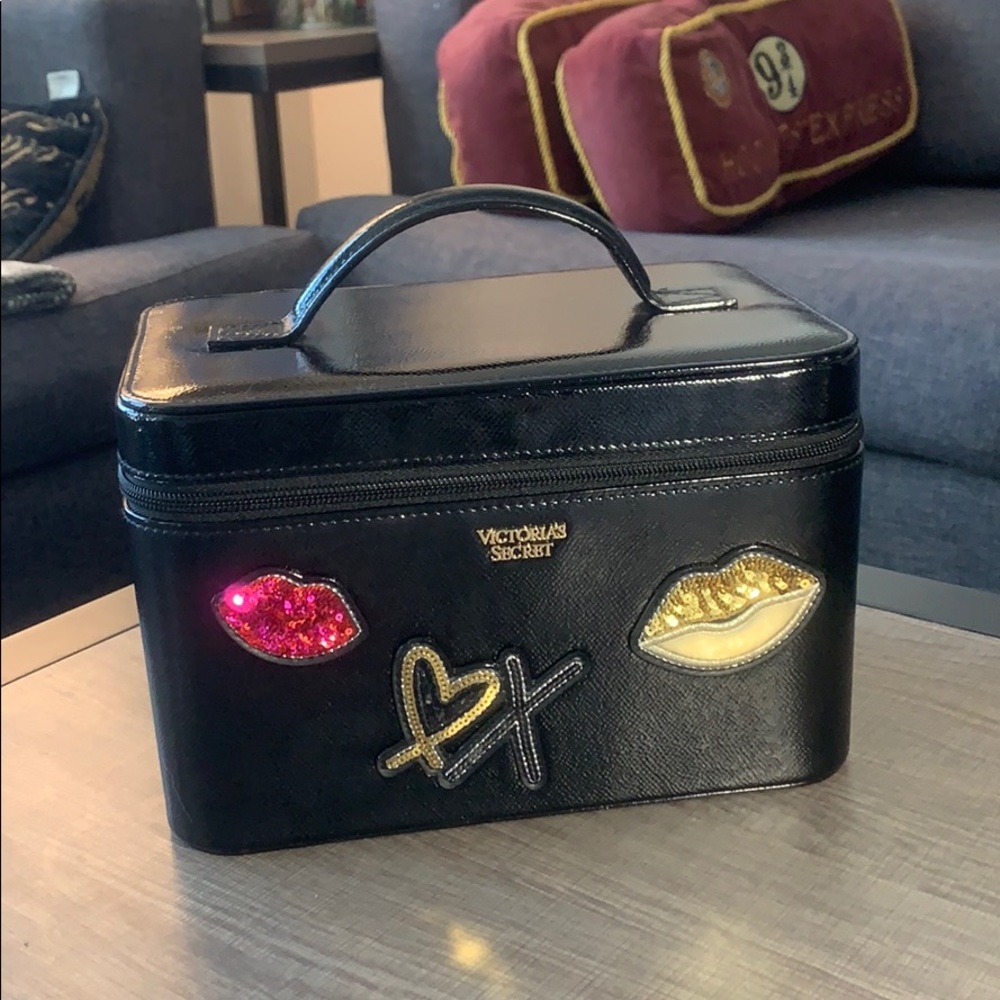 Victoria’s Secret Vanity Case - Runway